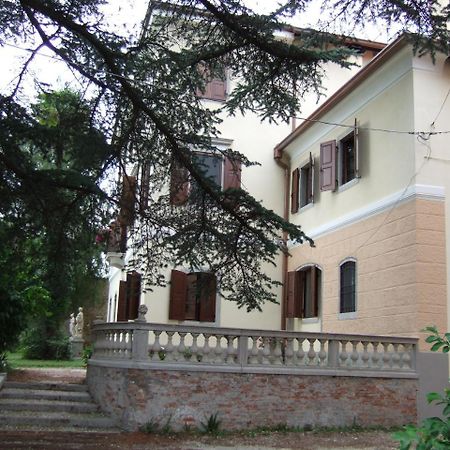 Bed and Breakfast Antica Scuderia Buttrio Esterno foto